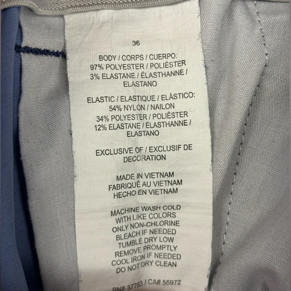 Callaway- Golf shorts- 36- Excellent‎ condition!!